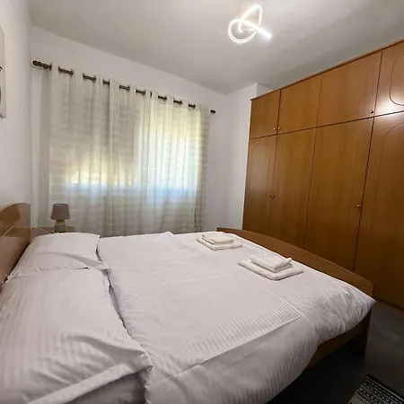 Juli's Spot Apartman
