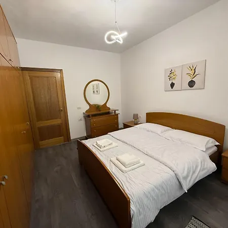 Juli's Spot Apartment *